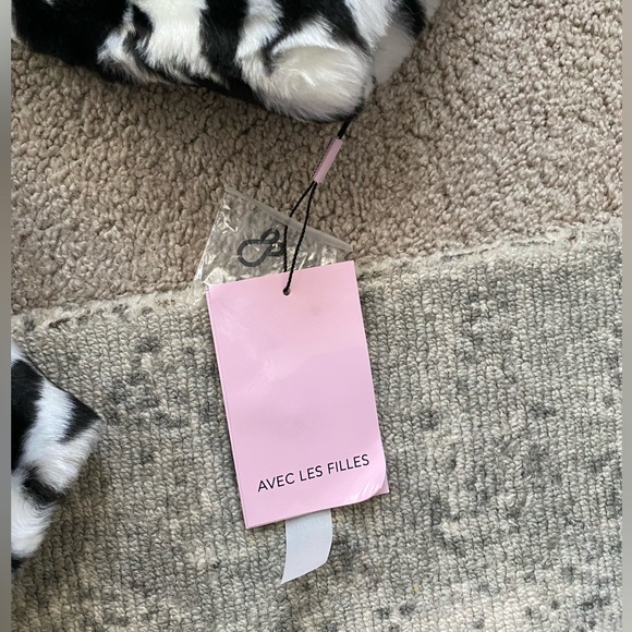 Avec Les Filles Faux Fur size small coat - Picture 3 of 4